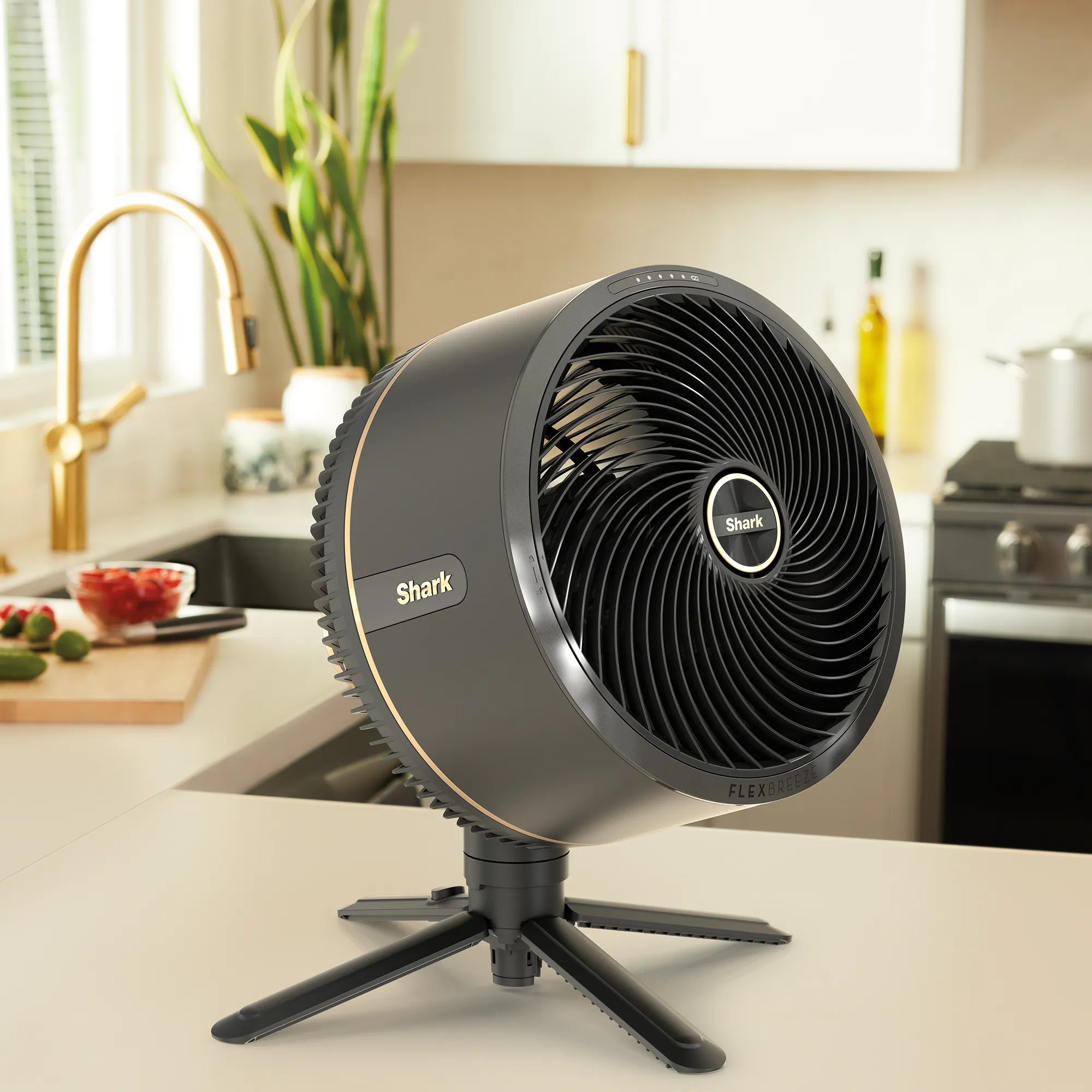 Shark FlexBreeze Fan With Misting Attachment - Image 11