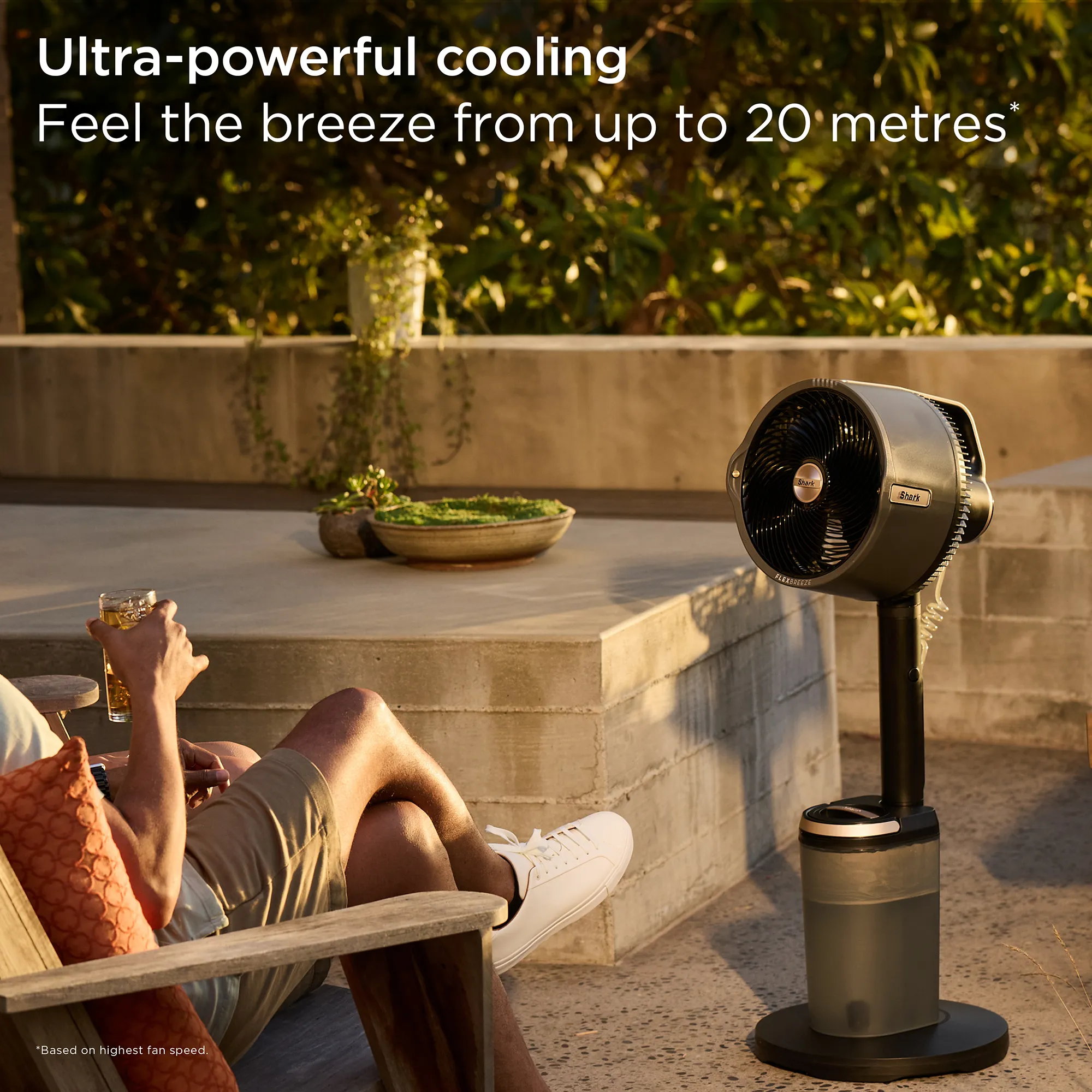 Shark FlexBreeze Pro Mist Indoor Outdoor Pedestal & Table Fan With Water Tank - Image 4