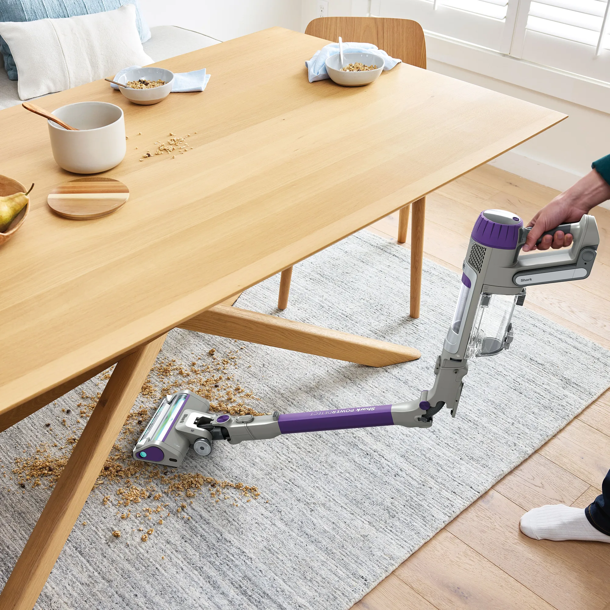 Shark PowerDetect Cordless Stick Vacuum - Image 9